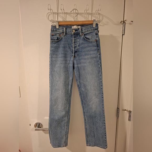 Denim Forum The Arlo Hi-rise Straight Leg Jean in Mid-wash (Size US 26 x 27) - Picture 3 of 8